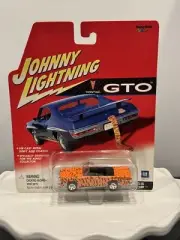Johnny Lightning Pontiac GTO 1965 Ragtop 1:64 Diecast - 2001
