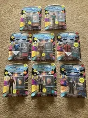 Star Trek The Next Generation Figures 1993-94 New On Cards