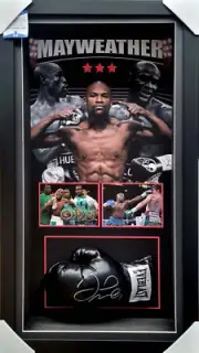 Floyd Mayweather Jnr signed & framed Boxing Glove (Beckett BAS #M32832)
