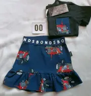 BondsXCustom Made Skirt & Pocket Tee Set. Red Tractor /Navy . Size 00. BNWT