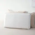 HOI!雲朵麵包按摩乳膠枕40X70CM 枕頭布套可拆水洗