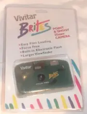 VIVITAR BRITES GREEN 35 MM FILM CAMERA NEW IN PACKAGE BUILT IN FLASH FOCUS FREE