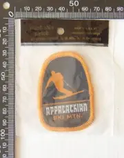 VINTAGE APPALACHIAN SKI MOUNTAIN NORTH CAROLINA PATCH WOVEN CLOTH SEW-ON BADGE