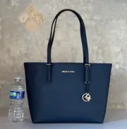 MICHAEL KORS JET SET TRAVEL MEDIUM CARRYALL TOTE SHOULDER BAG DARK NAVY