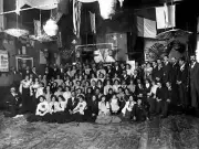 Melbourne Victoria 1900 - A group of men and women at the Druids Q- Old Photo
