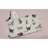 在飛比找蝦皮購物優惠-全新 Cath Kidston手拿包; 尺寸 20cm* 1