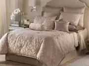 KING - Simply Vera Wang - Interlocked Gold Geometric 3-PC SHAM & DUVET COVER SET