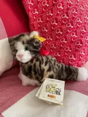 Vintage Steiff Snuffi Cat Stuffed Tabby Animal Collectibles NWT