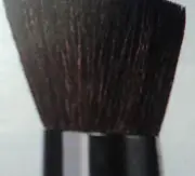 AVON PRO BRONZER BRUSH NATURAL BRISTLES, 71/2"L