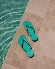 [Havaianas] Havaianas Girls' Kids' Slim Metallic Flip Flops Shoes in Virtual Green Size 25/26 25/26 Virtual Green
