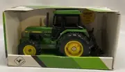 John Deere 3350 Utilty Tractor 1/32 Scale Diecast Metal #5580 1992 Ertl Green