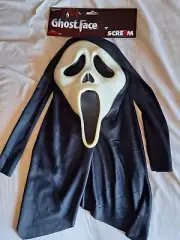 Scream 4 ASDA 2011/2012 UK Only Glow in the Dark Ghost Face Mask
