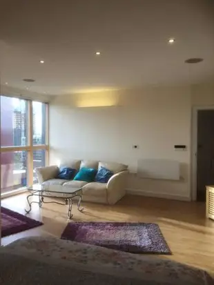 2 BEDROOMS DUPLEX PENTHOUSE DEAN GATE