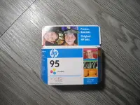 在飛比找Yahoo!奇摩拍賣優惠-HP NO.95 彩色環保墨水匣 C8766WA 原廠墨水匣