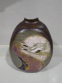 在飛比找Yahoo!奇摩拍賣優惠-日本花瓶 日展作家 宮本晄作 金箔彩繪雙鶴圖飾瓶 花瓶，花入