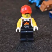 Female Barbeque Chef ~ NEW City Lego Minifigure ~