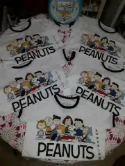 PEANUTS CHARLIE BROWN ENTIRE GANG SCENE ALL CHARACTERS CHOOSE SZ.XS,S,M NWT