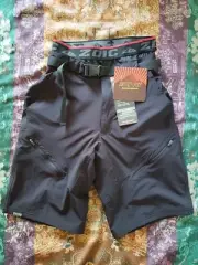 NEW Zoic Clothing Black Market MTB Cycling Shorts w/ Removable Liner Small