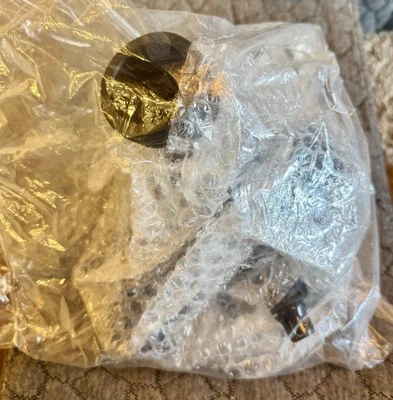 Brand New Genuine Jaguar F-Pace Thermostat 3.0 Liter Engine