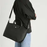 LONGCHAMP L1515598 001黑 短把M號加厚款 LE PLIAGE NEO 水餃包