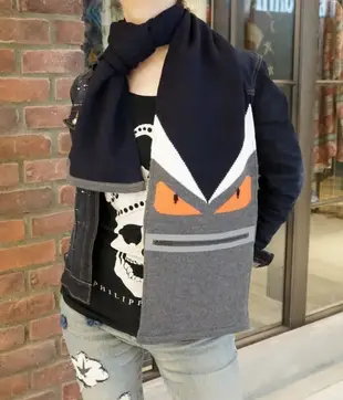 Fendi FXS1244TG Monster Scarf 摩摩羊毛 披肩 黑/灰 紅眼