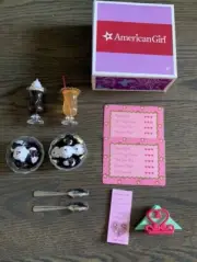 AMERICAN GIRL SWEET TREATS ICE CREAM PARLOR SUNDAE SOADAS SPOON MENU IN BOX