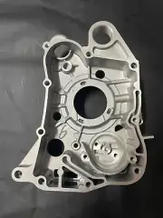 SCOOTER 125CC 150CC GY6 OEM ENGINE CRANK RIGHT CASE