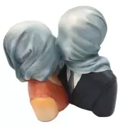 Magritte Lovers with Covered Heads Les Amants Surrealism Statue 4.75H Parastone