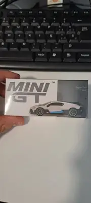 MINI GT 1/64 Bugatti Divo White Left Handle Finished Product