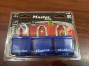 Padlocks - keyed alike -weather proof- 3 pack - Heavy Duty Master Lock