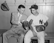 8x10 Photo of entertainer Frank Sinatra and Phil Rizzuto. Free Shipping!