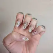 Ombre White Gold Star Nails, Hand-Painted Y2K Custom Press-On Faux Acrylic Set