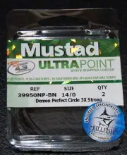 2 Mustad 39950NPBN-140 Ultra Point Size 14/0 Demon Circle Hooks 3X Black Nickel