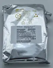 Hitachi IC35L060AVV207-0 40GB IDE Hard Drive P/N: 08K0996 MLC H69446 Brand NEW!