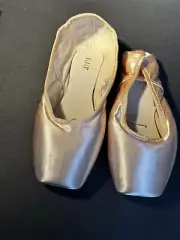 BLOCH Womens Balance European Pink 3X Tie Shoe Sz 7.5 (10 American)NWT