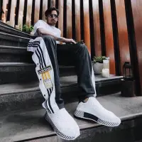 在飛比找蝦皮購物優惠-【responsive_store】adidas 排扣褲 男