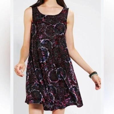 MinkPink Look But Don’t Touch Velvet Mini Dress Small