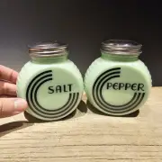 Antique Vintage Style Jadeite Depression Glass Retro Salt Pepper Shaker