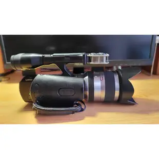 SONY索尼NEX-VG10可交換鏡頭式記憶卡式數位攝影機  SEL18200（E18–200mm F3.5–6.3 O