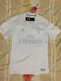 在飛比找Yahoo!奇摩拍賣優惠-REAL MADRID OCEAN PARLEY JERSE