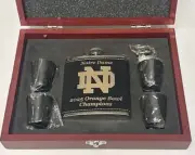 NOTRE DAME 2025 ORANGE BOWL CHAMPION LEATHERETTE 6 OZ FLASK OPT PRESENTATION BOX