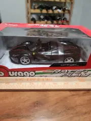 Bburago - 18-26000 - Race + Play - Ferrari LaFerari Aperta - Scale 1:24 - Black