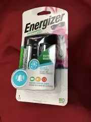 Energizer Recharge Pro Charger AAA AA With 4 AA Batteries