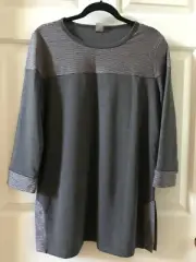 St. John's Bay Women's Active Black/Grey Rayon Blend 3/4 Sleeve Top NWT