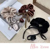 在飛比找momo購物網優惠-【MISS KOREA】珍珠髮圈 蝴蝶結髮圈/韓國設計立體花