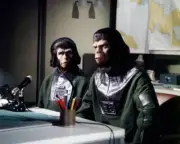 Roddy McDowall as Cornelius and Kim Hunter as Zira in the science - Old Photo 2