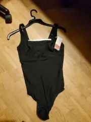 NWT Black/white Speedo Bathing Suit/Swimsuit One Piece Clip Back Womens Size 42
