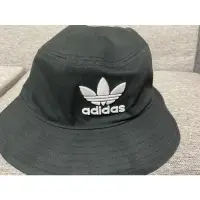 在飛比找蝦皮購物優惠-Adidas 漁夫帽 黑色 二手 onesize