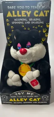 NIB VTG 1997 Alley Cat Plush Interactive Meows/Shakes Dare You To Tease Me White