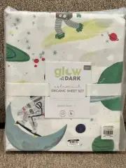 NEW Pottery Barn Kids Astronaut Twin Glow-in-the Dark 3pc Sheet Set, Outer Space